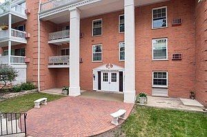 1st image of 81 6th Ave APT 202