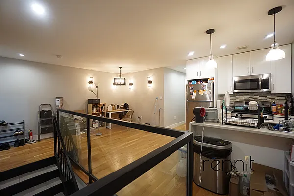 Rented by Rennit Inc. | media 9