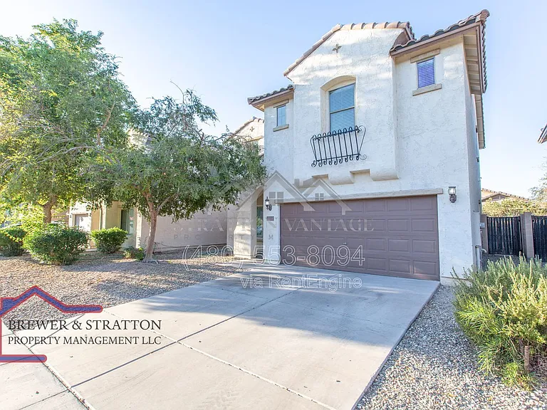 5816 W Gwen St — Photo 3