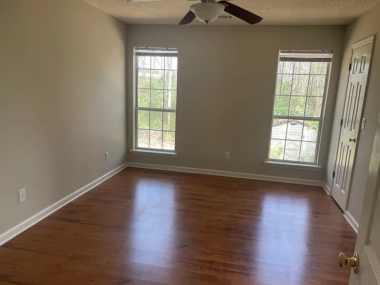 258 Stonewood Dr — Photo 8