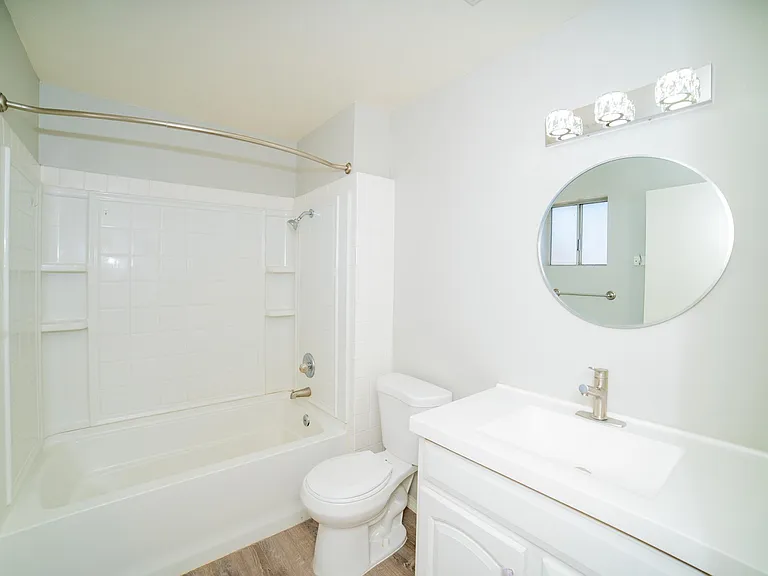 4350 W 17th Ln — Photo 6