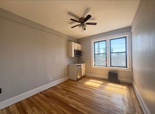 1146 E Grand St #200, Elizabeth, NJ 07201