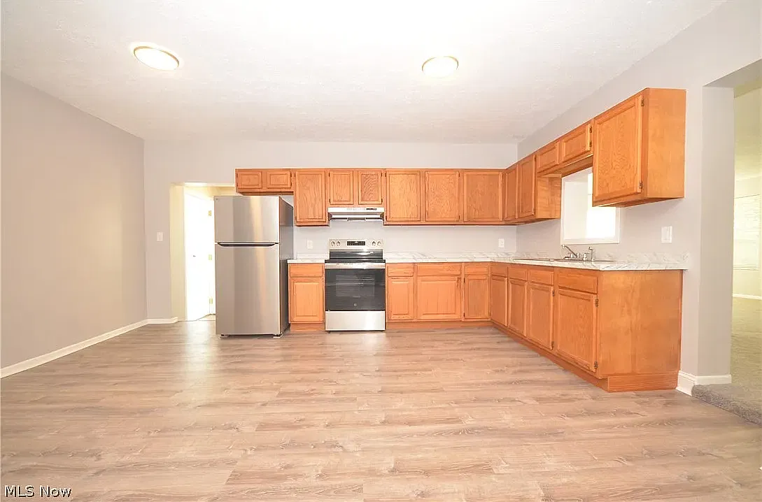 502 & 506 Grant Ave — Photo 3