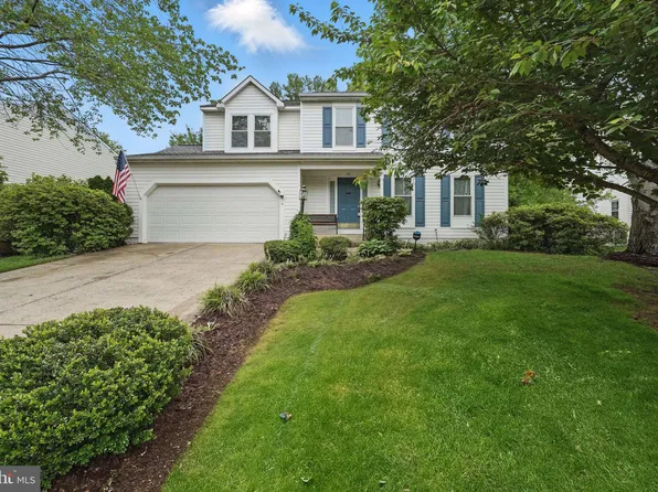 26 Spring Lake Dr, Stafford, VA 22556