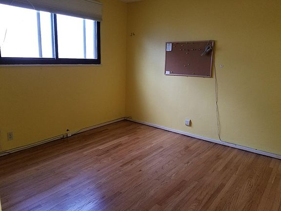 5th image of 145 Sunshine Dr