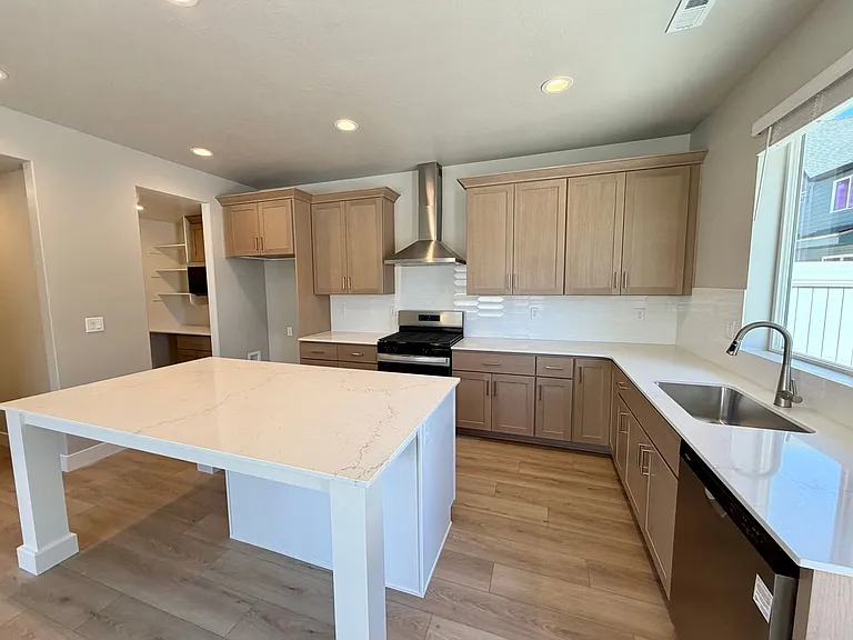 2721 W 2775 N #141 — Photo 5