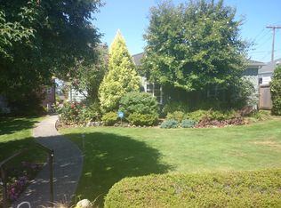 3049 29th Ave W, Seattle, WA 98199