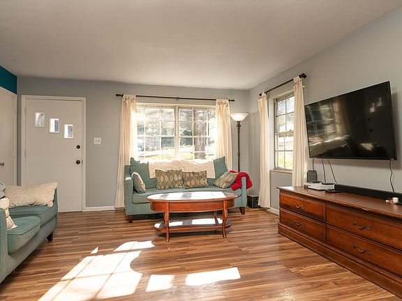 4th image of 1719 Lockwood Dr