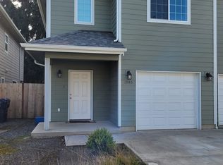 1340 R St, Springfield, OR 97477