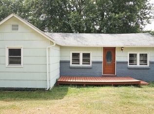 46 English Rd, Candler, NC 28715