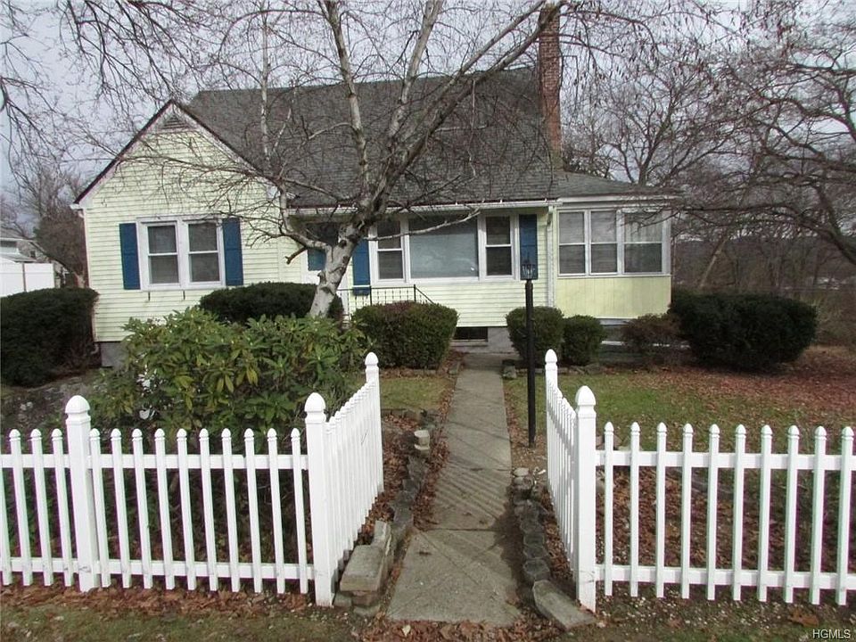 1st image of 62 Canterbury Ave