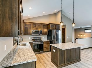 742 161st St, Hammond, WI 54015