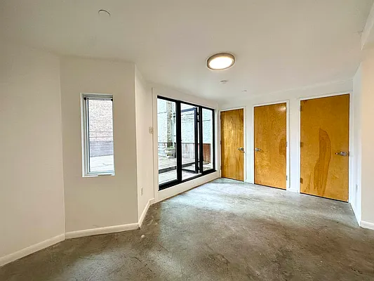 Rented by Oxford Property Group | media 31