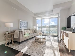 35 Fontenay Ct #401, Toronto, ON M9A 0E2