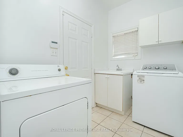 48 Devonwood Dr — Photo 22