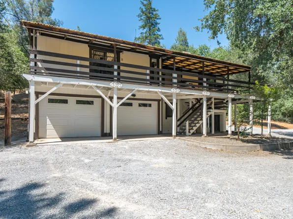 17659 Melwood Ln, Redding, CA 96003