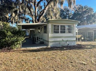 1079 NW 7th Blvd, Lake Panasoffkee, FL 33538