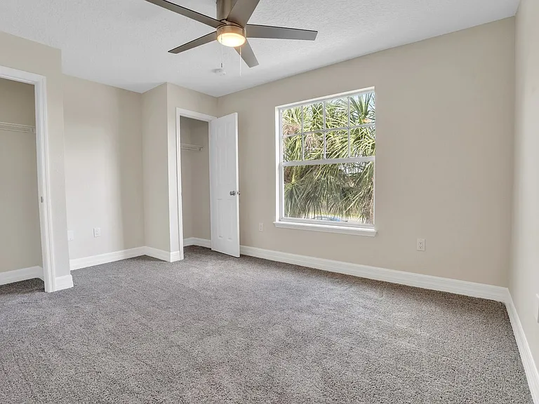 2217 Harrison St — Photo 16