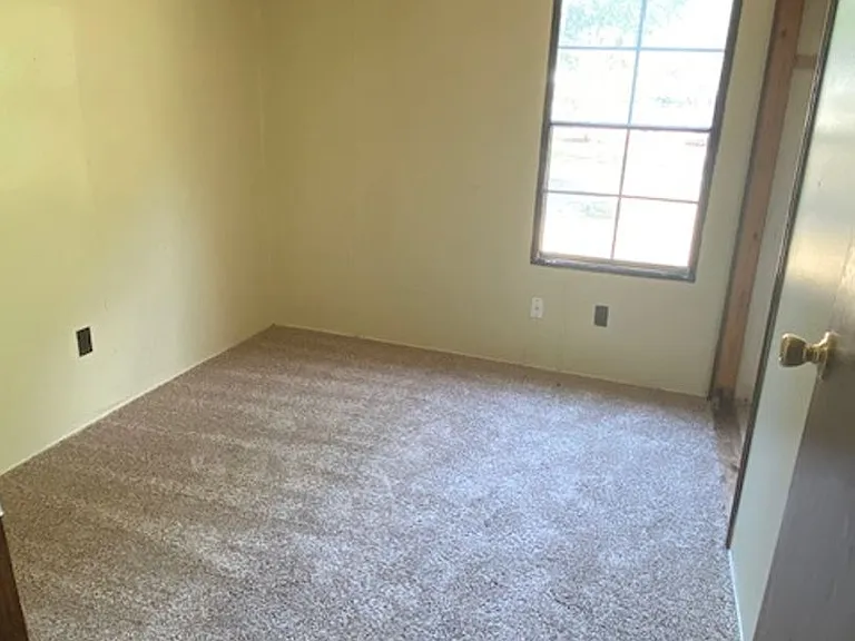 2286 Collins Rd — Photo 7