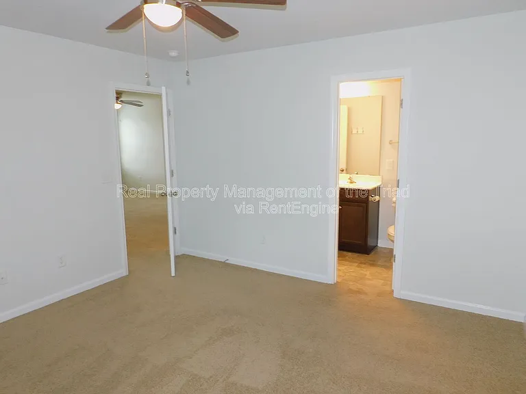 390 Spaulding St — Photo 26