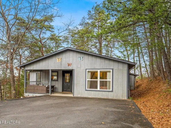 4005 Dollys Dr #51, Sevierville, TN 37876