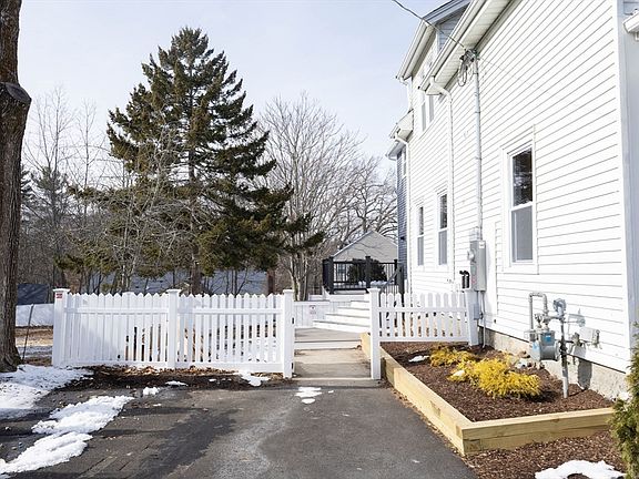 5th image of 17 Thompson St
