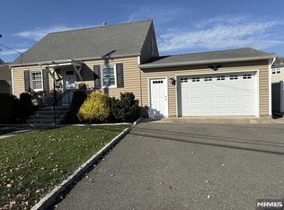 157 Platt Ave, Saddle Brook, NJ 07663