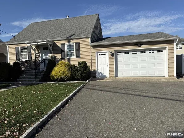 157 Platt Ave, Saddle Brook, NJ 07663