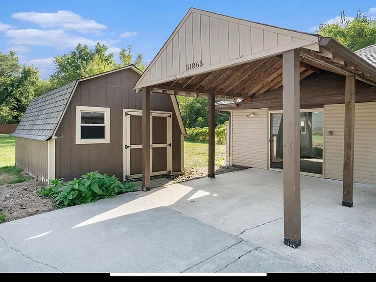 51865 Currant Rd — Photo 3