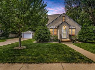 991 Seminole Ave, West Saint Paul, MN 55118