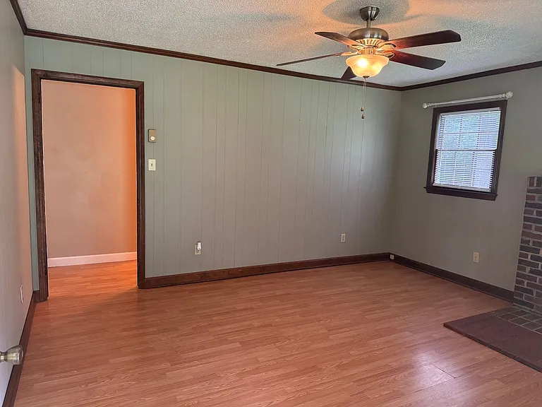 5585 Doc Hayworth Rd — Photo 3