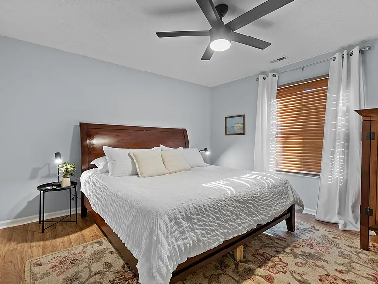 2321 Sierra Dr — Photo 13
