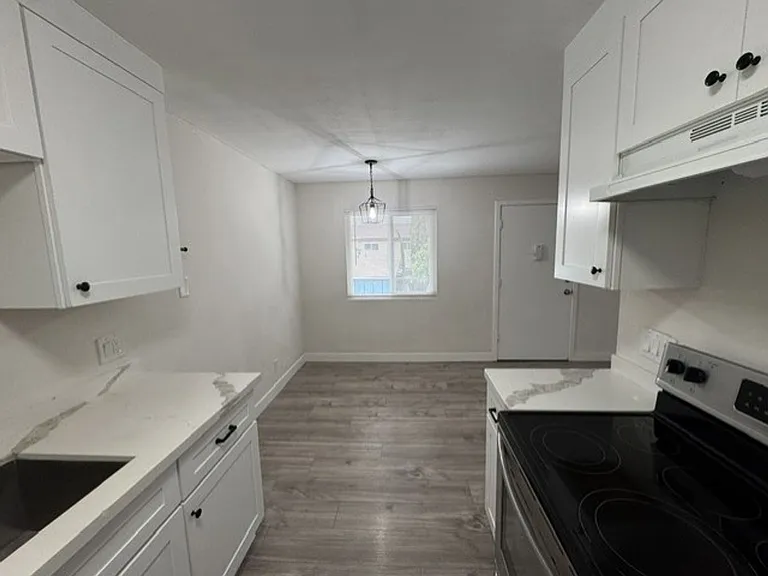 CEDAR 9840 — Photo 11