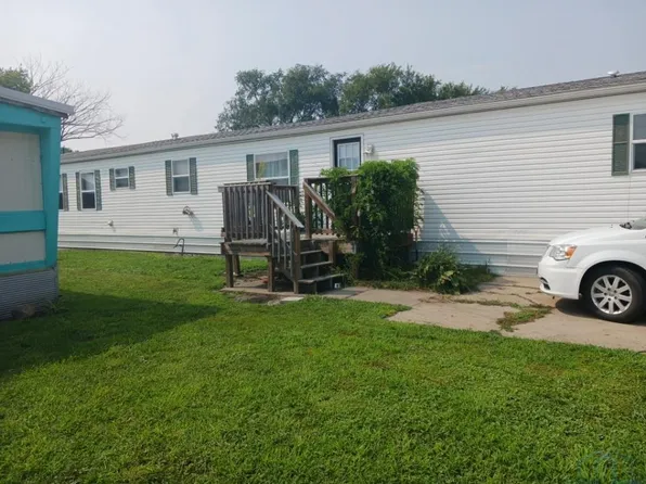 911 E Duke St Lot 5, Vermillion, SD 57069