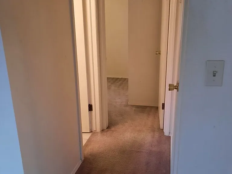 518 22nd St #3 — Photo 10