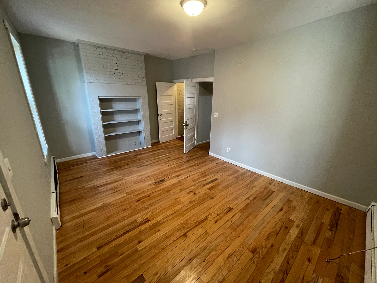 2 bed, 910 sqft, $1,800 — Photo 4