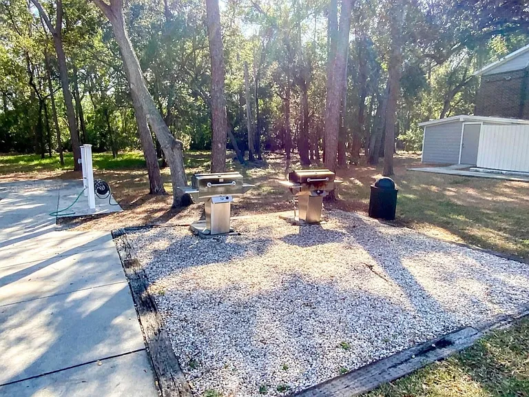 1400 Gandy Blvd N #1013 — Photo 29