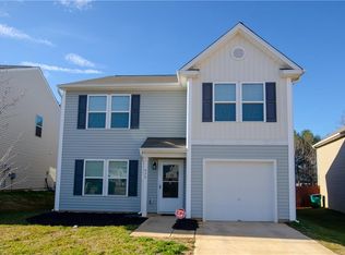 979 Bitting Hall Cir, Rural Hall, NC 27045