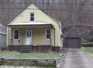 1060 Hazel Ave, Ambridge, PA 15003