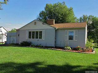 750 Lockport Rd, Youngstown, NY 14174