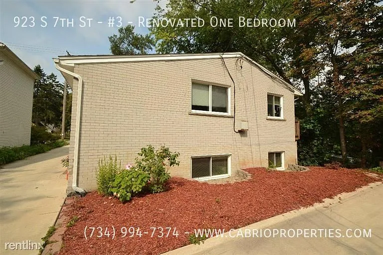 923 S 7th St — Photo 5