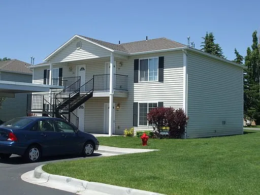 Hyde Park Apartments 1 — Photo 2