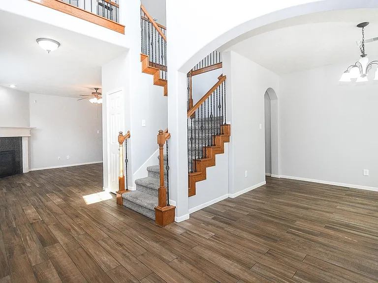 14319 Heath Falls Ln — Photo 2
