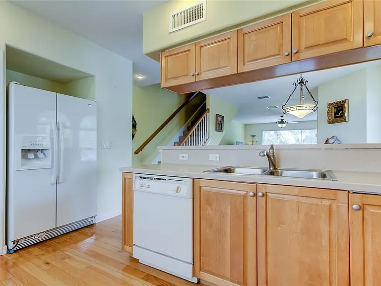 1575 Pinellas Bayway Way S #1575 — Photo 42
