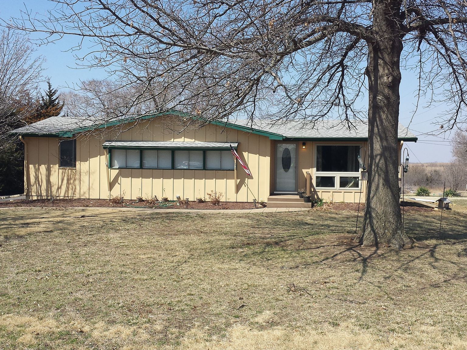141 N 5th St, New Strawn, KS 66839 Zillow