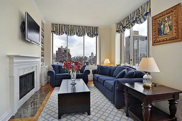 Sold by Corcoran | media 8