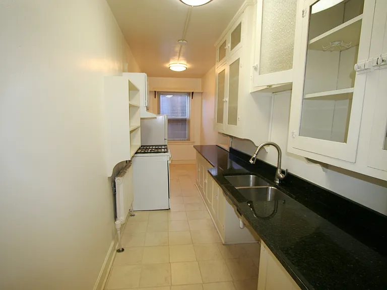 1436 E 8th Ave #15 — Photo 9