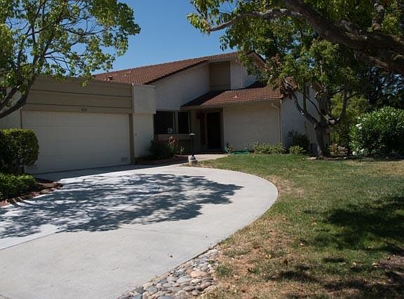 2nd image of 8400 Chenin Blanc Ln