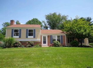 331 Holbrook Rd, York, PA 17402