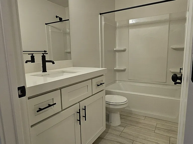 636 W Cottage Park Ln — Photo 15